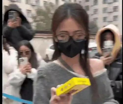 大网红不雅吃瓜爆料,真相与争议并存  第3张