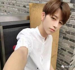 娱乐吃瓜新粉君,揭秘吃瓜新粉君的崛起之路  第2张