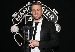 娱乐吃瓜酱罗德奖,娱乐吃瓜酱带你揭秘年度大奖幕后故事  第2张